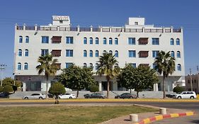 الركائز الهندسية للشقق المخدومة